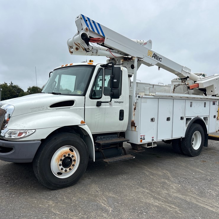 2013 INTERNATIONAL DURASTAR 4300