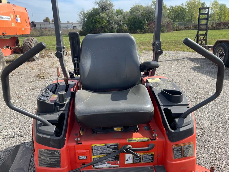 kubota-zd321-image-11