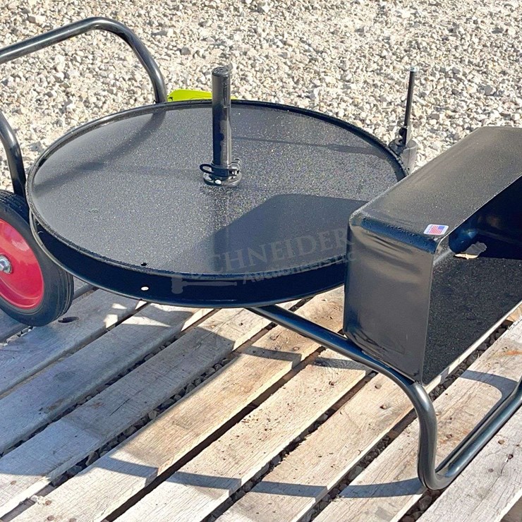 Unused banding cart