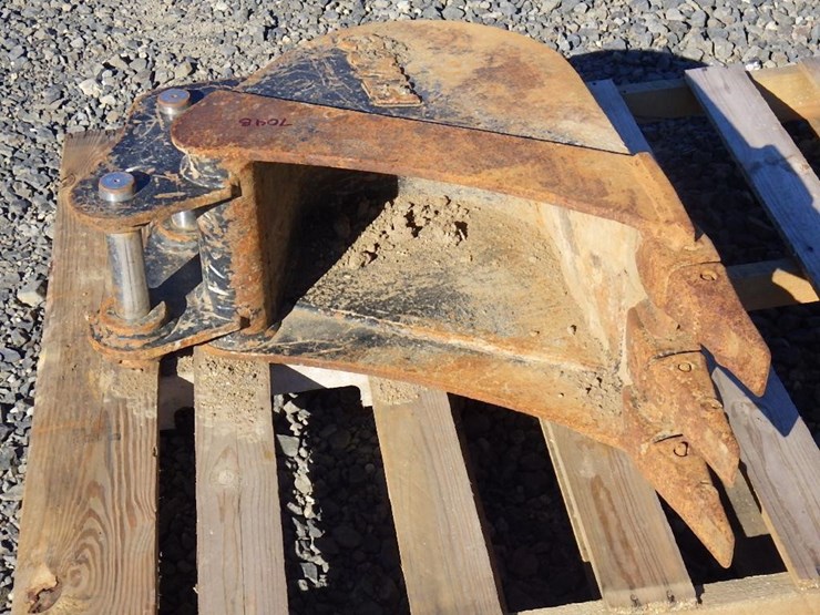 fmco-excavator-diggin-bucket-image-2
