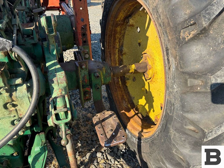 john-deere-630-image-30