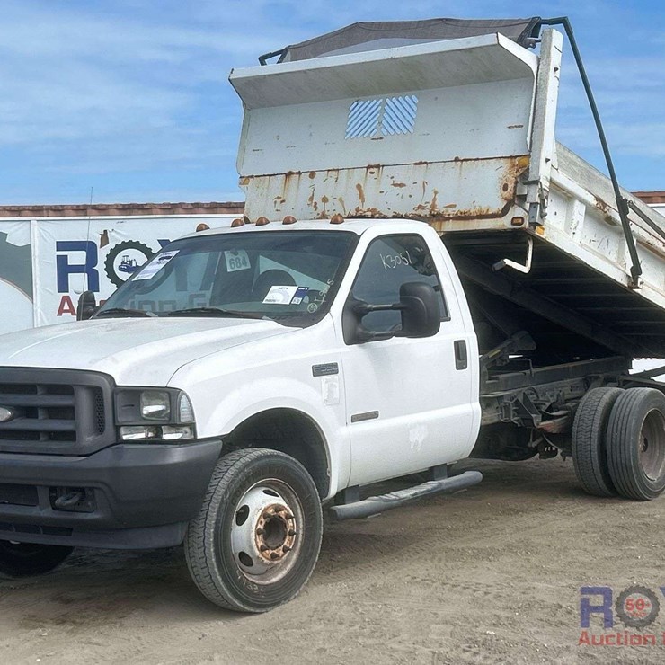 2004 FORD F550