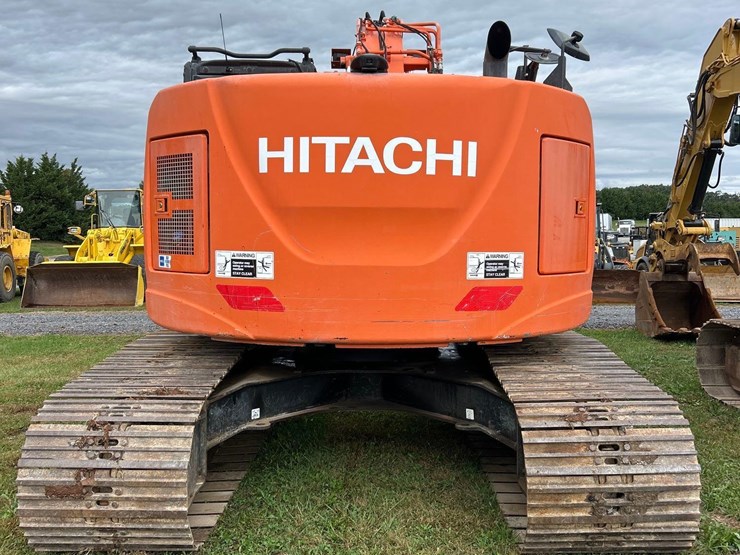 2017-hitachi-zx245us-lc-6n-image-5