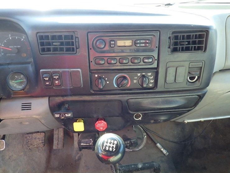 2007-ford-f650-image-28