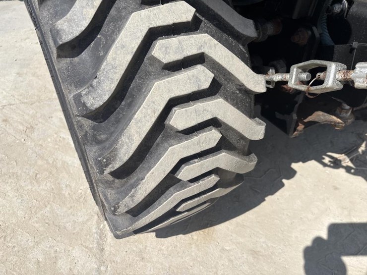 john-deere-1025-image-24