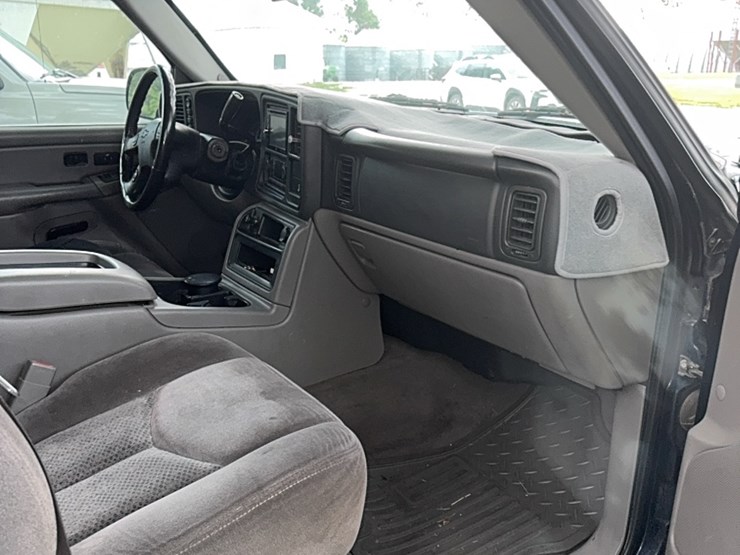 2006-4wd-chevy-avalanche,-az-vehicle,-no-rust,-206,972-miles,-runs-great-image-35