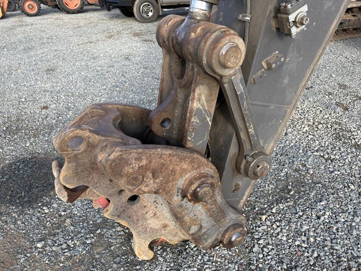 2020-volvo-ecr355e-image-9