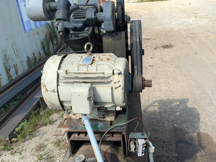 #157a-•-ingersol-rand-air-compressor-image-10