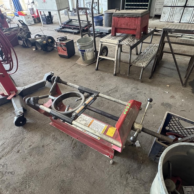 MANUAL TIRE CHANGER/BEAD BREAKER MANUAL TIRE CHANGER/BEAD BREAKER