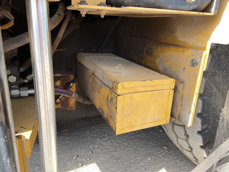 #8612-•-2019-cat-ap100f-asphalt-paver-(aps)-image-25