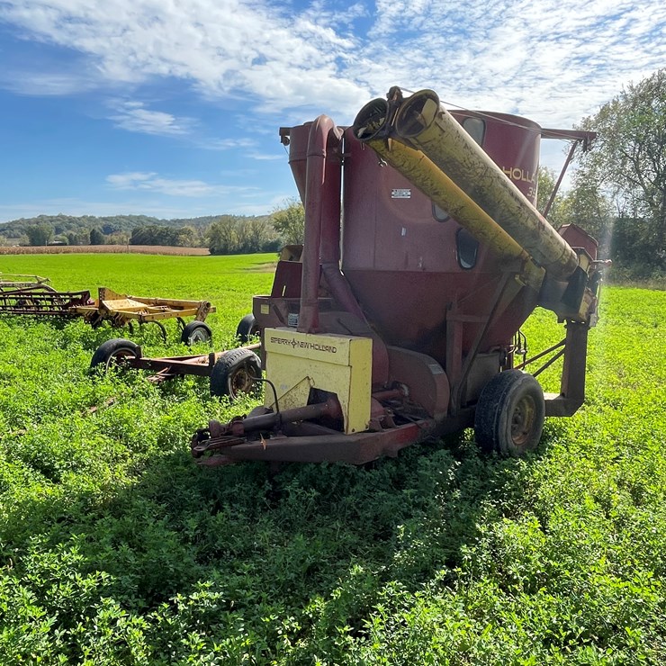 NEW HOLLAND 355