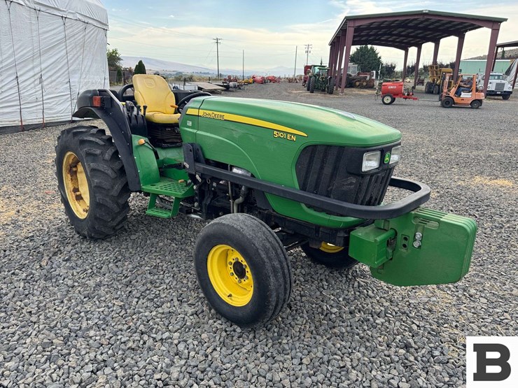john-deere-5101en-image-9