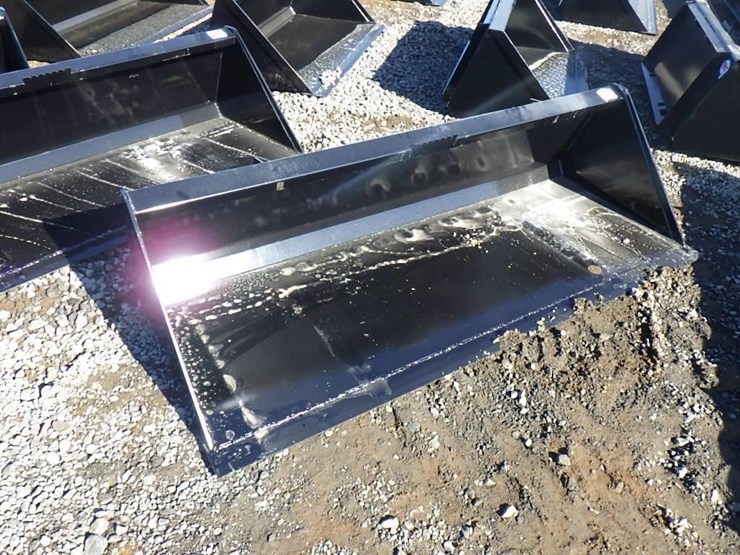 swict-skid-steer-bucket-78"-image-4