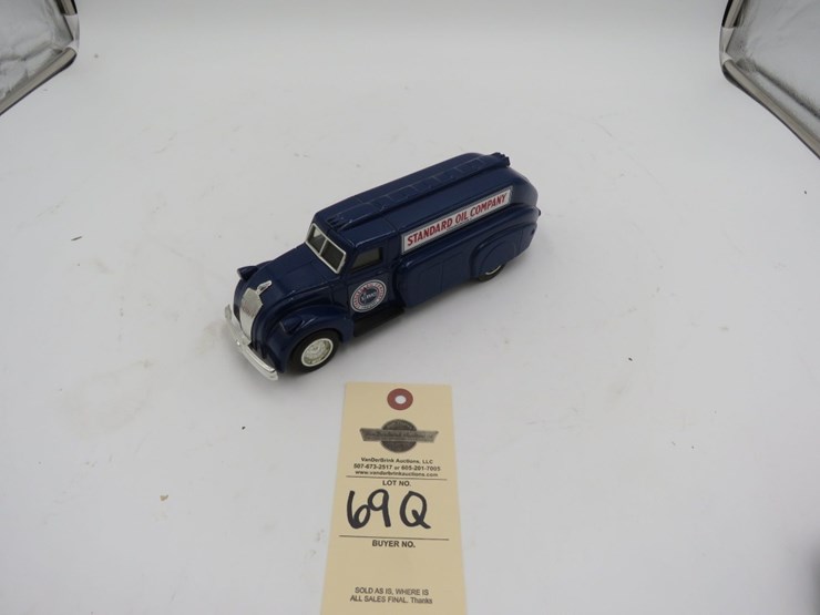 ertl-advertising-toy-group-image-7