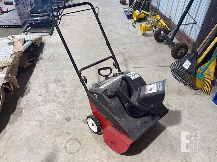 mtd-snowblower-image-2