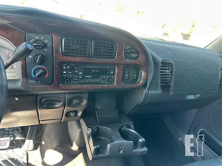 2000-dodge-ram-2500-image-15