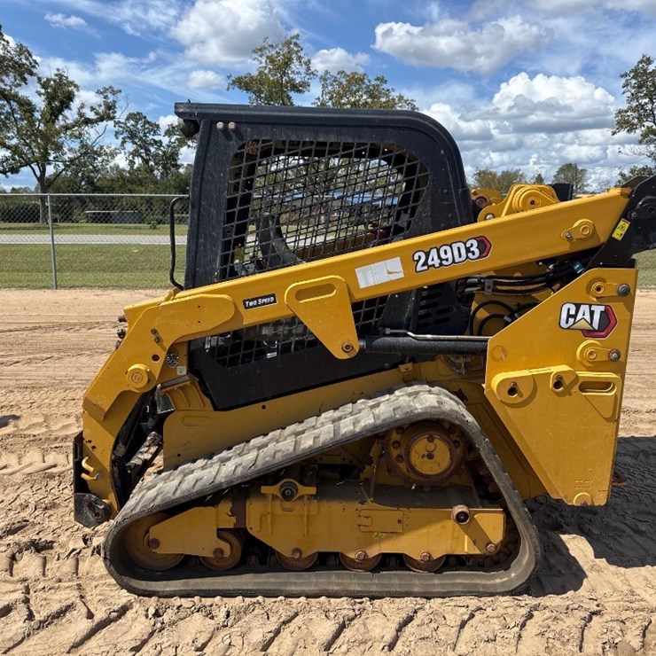 CATERPILLAR 249D3