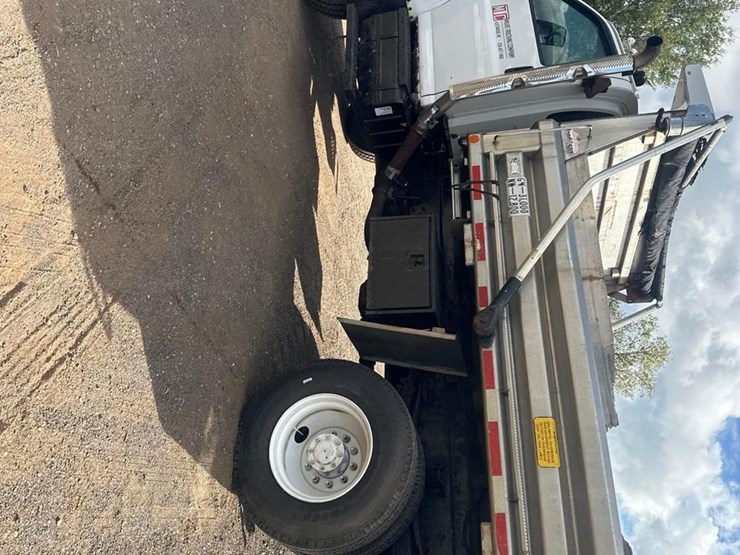 2008-gmc-topkick-c7500-image-5