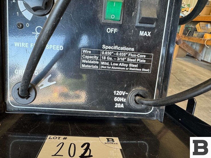 chicago-electric-90-amp-flux-wire-welder-image-10