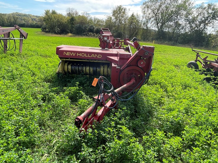 new-holland-273-image-2