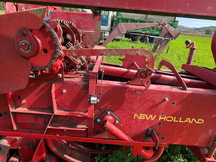 new-holland-273-image-13