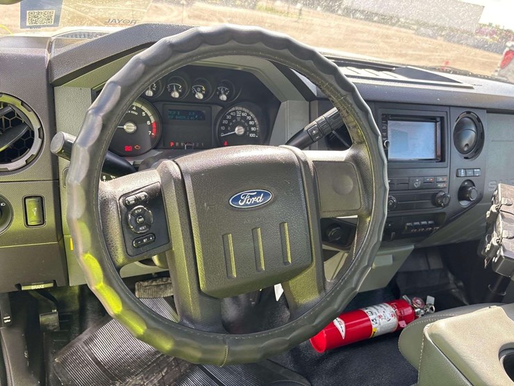 2011-ford-f350-image-10