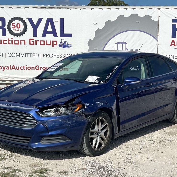 2014 Ford Fusion SE Sedan