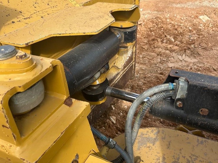2018-caterpillar-d6n-xl-image-7