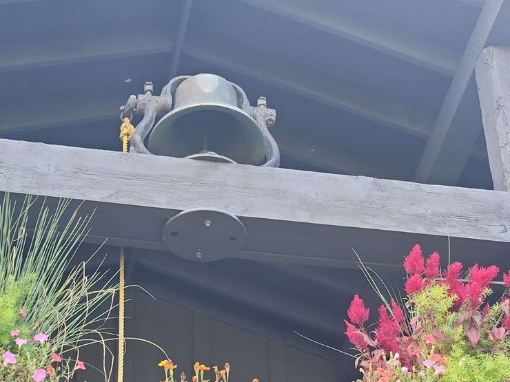 railroad-12"-bell-with-cradle-image-7