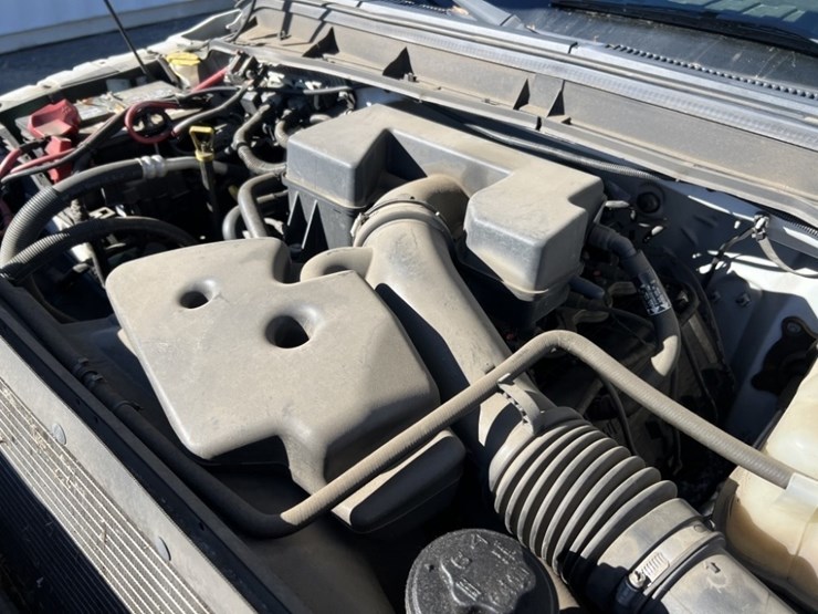 2012-ford-f350-image-13