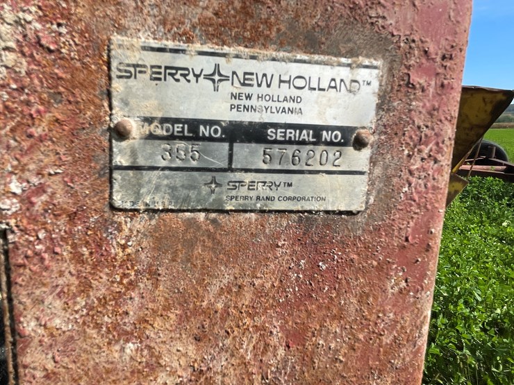 new-holland-355-image-25