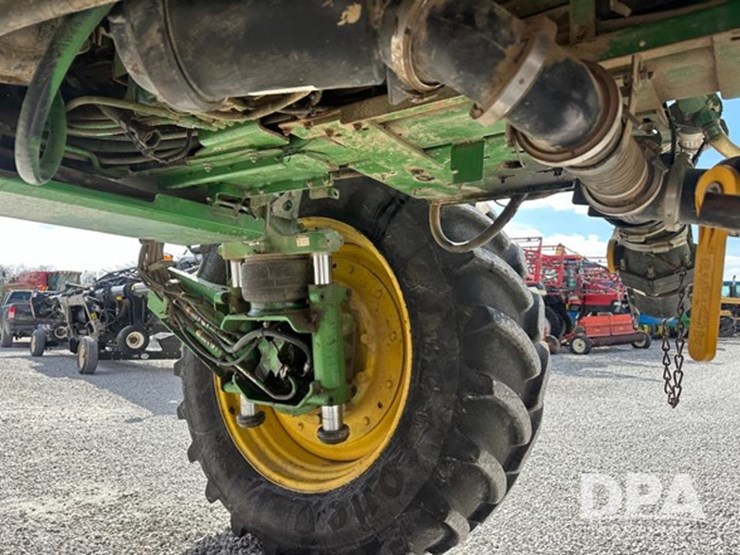 2012-john-deere-4940-image-48