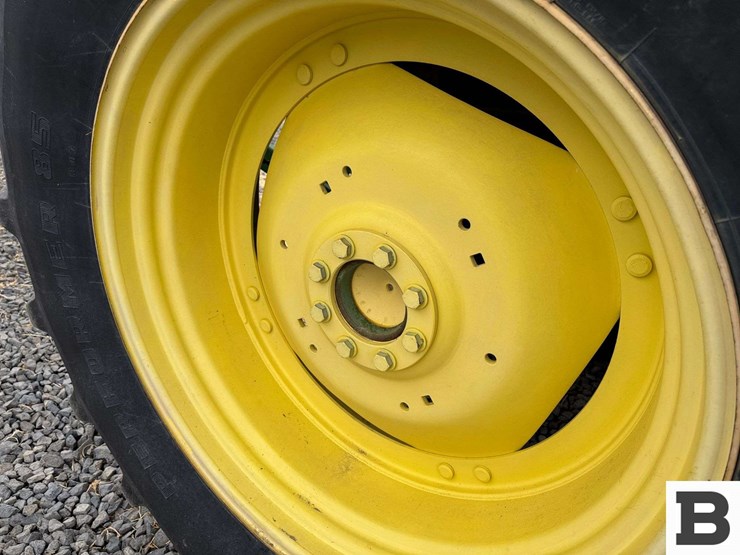 2012-john-deere-6430-image-49
