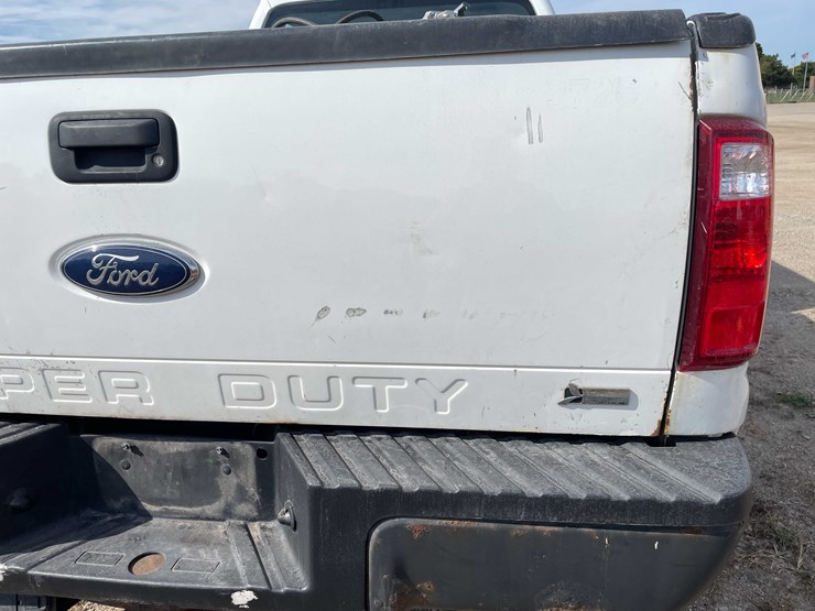 2011-ford-f250-xl-image-93