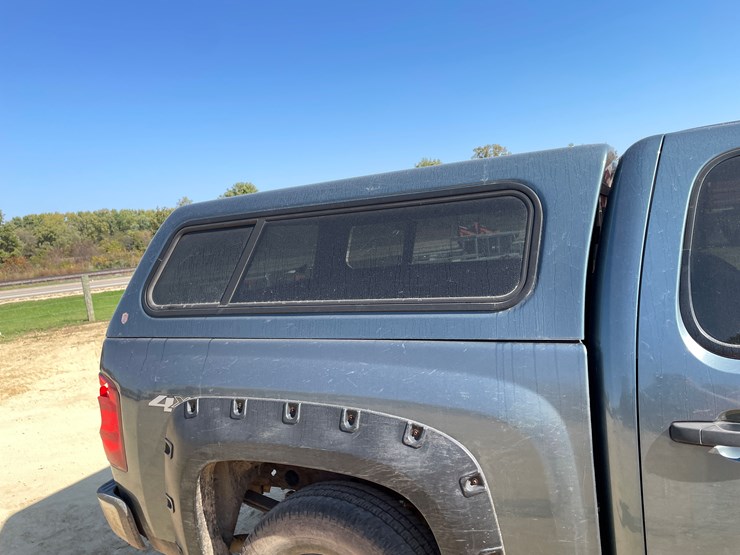 2010-chevrolet-silverado-1500-image-22