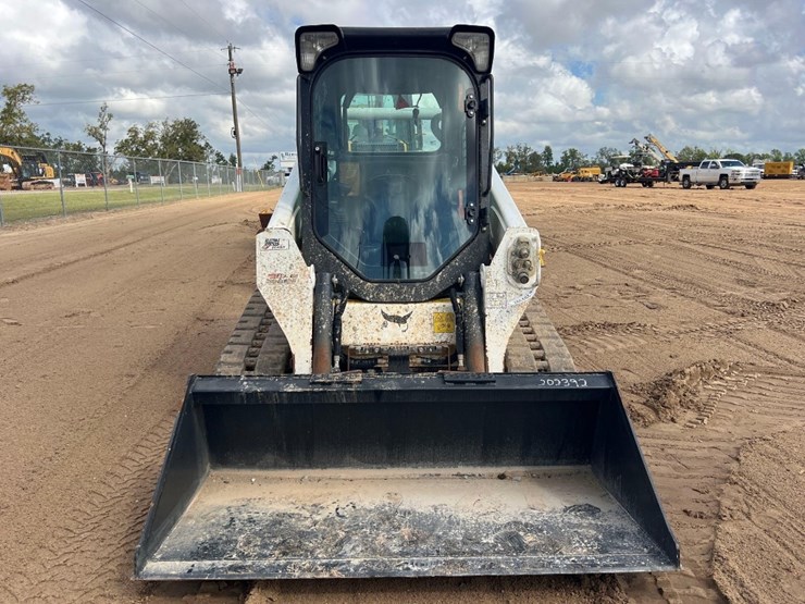 2022-bobcat-t595-image-7