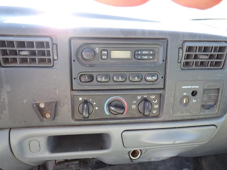 2002-ford-f350-image-24