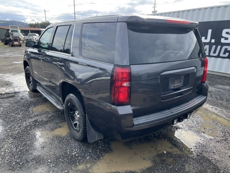 2015-chevrolet-tahoe-image-6