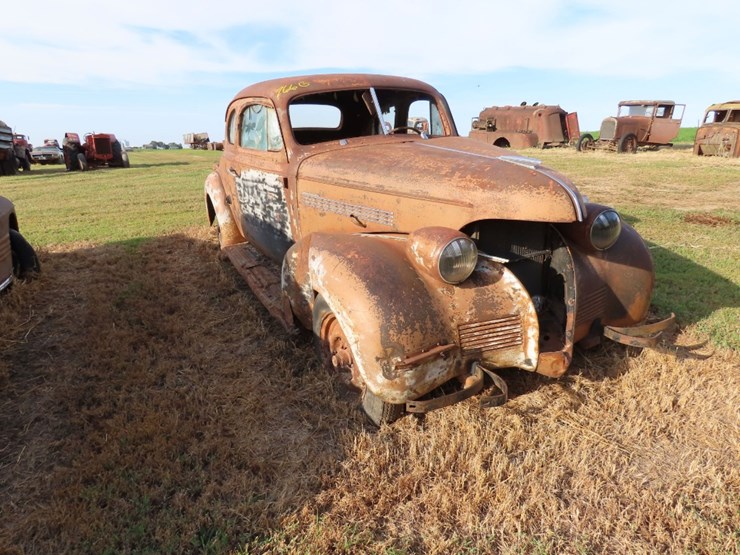 1939-chevrolet-master-image-1
