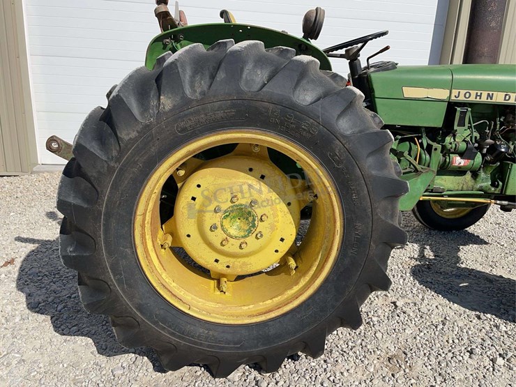 john-deere-2240-image-15