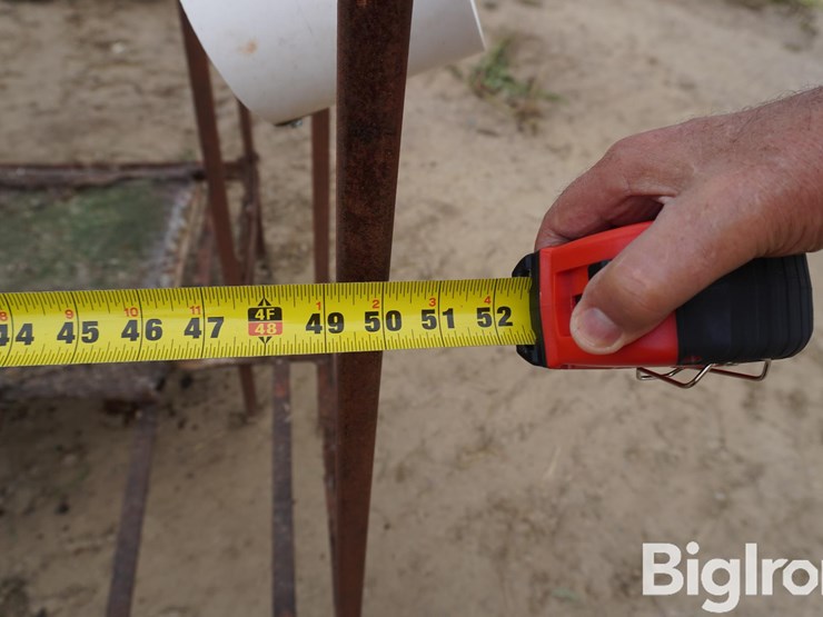 raised-calf-crates-image-9