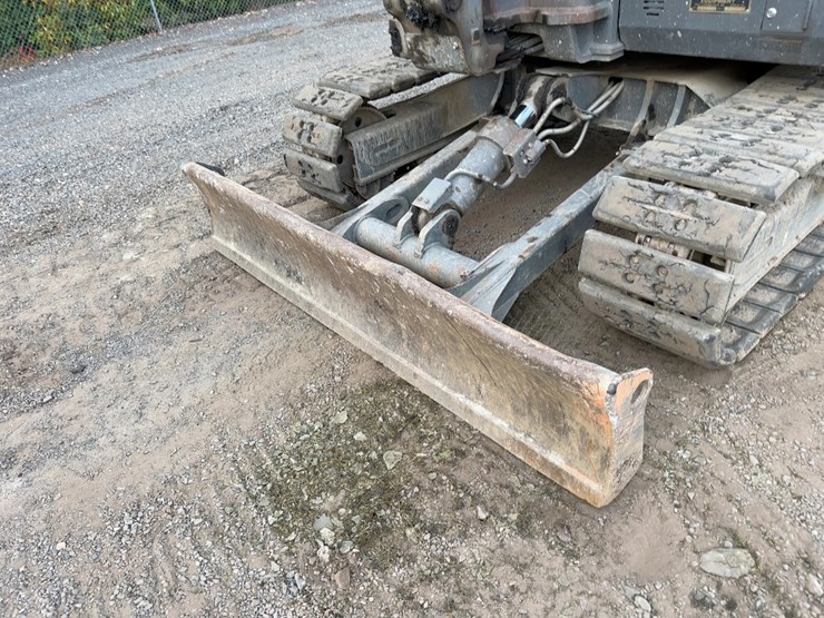 2018-volvo-ecr88d-image-16