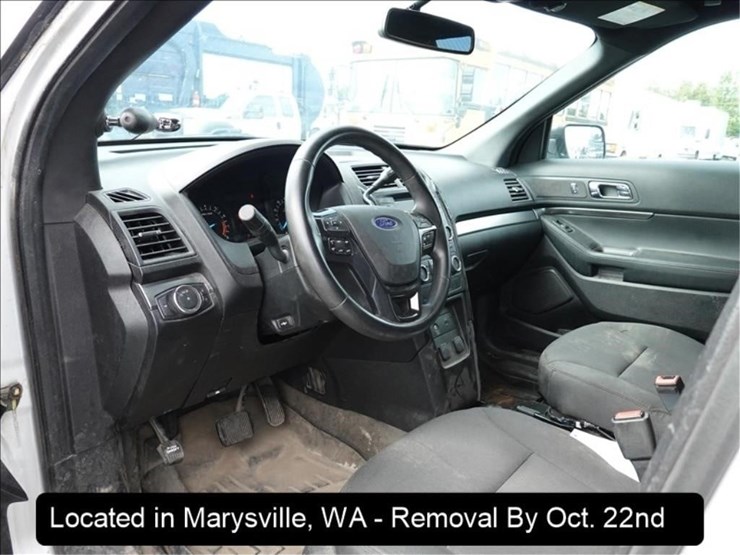 2017-ford-explorer-image-5