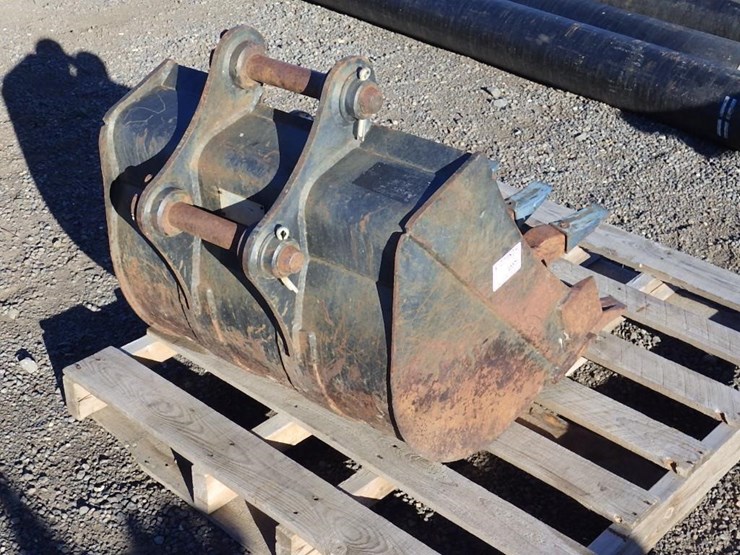 excavator-buckets-qty.2-26"/12"-image-3