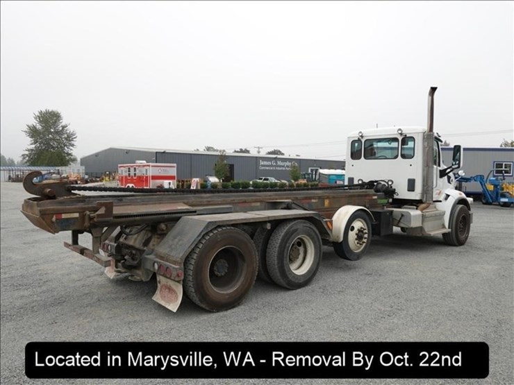 2015-peterbilt-567-image-32
