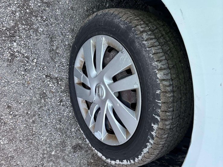 2017-nissan-nv200-image-25