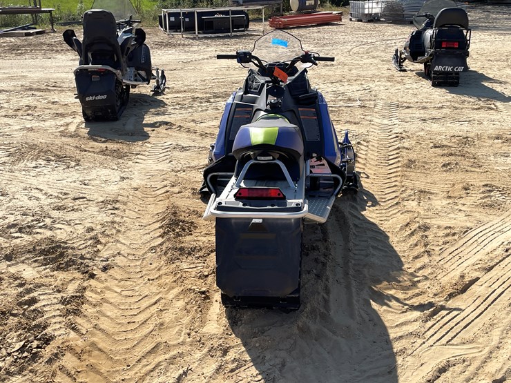 #1897-•-2024-polaris-indy-550-sport-snowmobile-(sells-with-bill-of-sale-only)-image-6