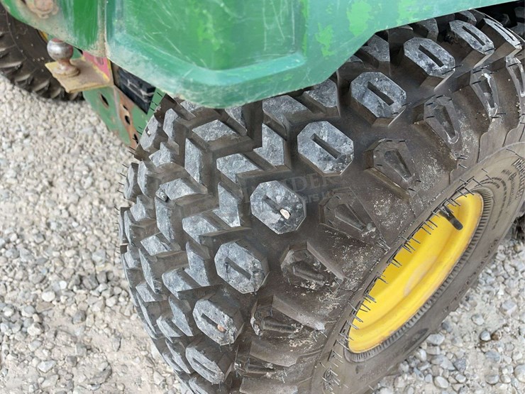 john-deere-gator-image-21