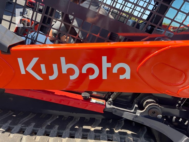2024-kubota-svl75-3-image-21