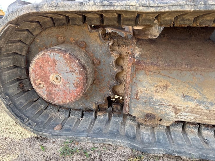 takeuchi-tb230-image-15